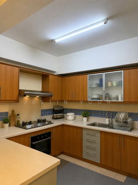 Condominium for Sale at Kiaramas Sutera - Justin Voon - Kitchen - PropertyGuru.com.my