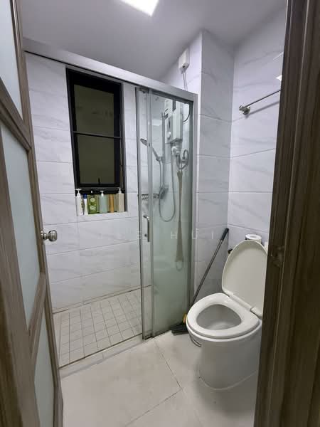 Apartment for Rent at Starview Bay @ Forest City - Jee Hui - Bathroom - PropertyGuru.com.my