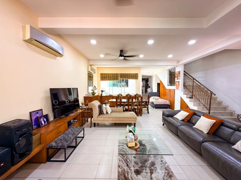 2-storey Terraced House for Sale in Bukit Bandaraya (Bangsar) - Noor Aini Bt Ayob - Living Room - PropertyGuru.com.my