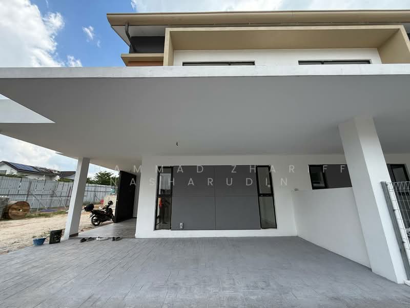 Rumah Teres 2 Tingkat untuk Dijual di Taman Cahaya Alam (Shah Alam) - Muhammad Zhariff Nasharudin - Exterior - PropertyGuru.com.my