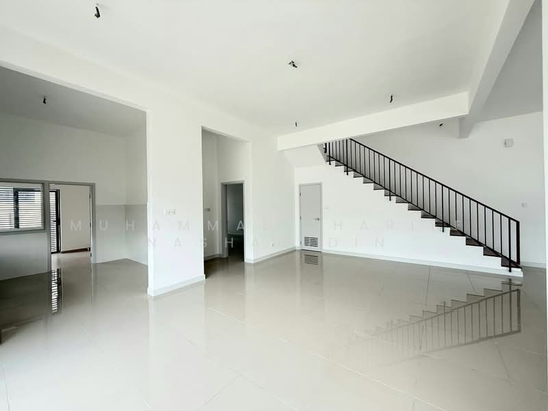 Rumah Teres 2 Tingkat untuk Dijual di Taman Cahaya Alam (Shah Alam) - Muhammad Zhariff Nasharudin - Interior - PropertyGuru.com.my
