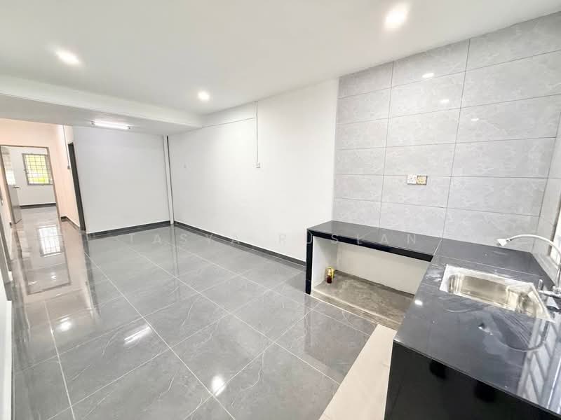 1-storey Terraced House for Sale in Bandar Teknologi Kajang (Kajang) - Tasya Ruslan - Kitchen - PropertyGuru.com.my