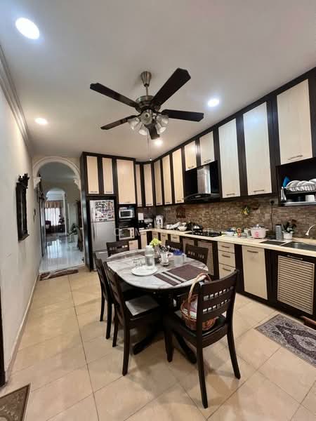 Elektron U16 Denai Alam Ixora untuk Untuk Dijual - RM 830,000, Apr 2026 - Kitchen - PropertyGuru.com.my