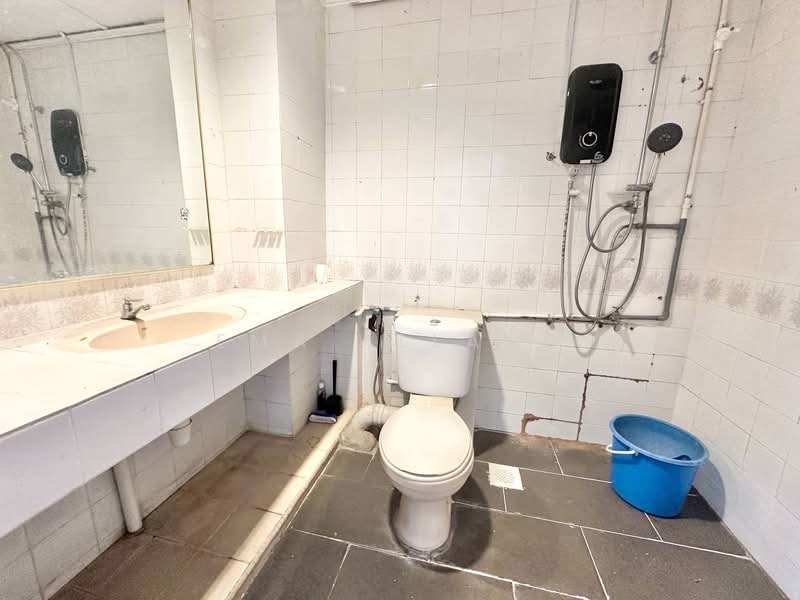 Taman Melewar untuk Untuk Dijual - RM 820,000, Apr 2026 - Bathroom - PropertyGuru.com.my