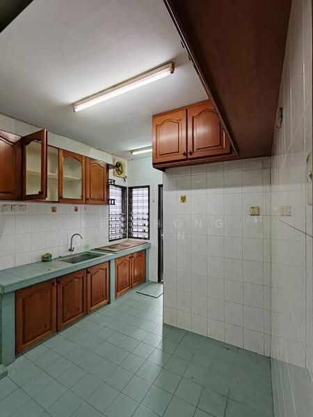 1-storey Terraced House for Sale in Bandar Sri Damansara (Selangor) - Kek Hong Chin - Kitchen - PropertyGuru.com.my