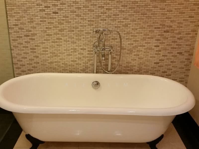 Condominium for Rent at Quayside Seafront Resort Condominiums - Alex Lim - Bathroom - PropertyGuru.com.my