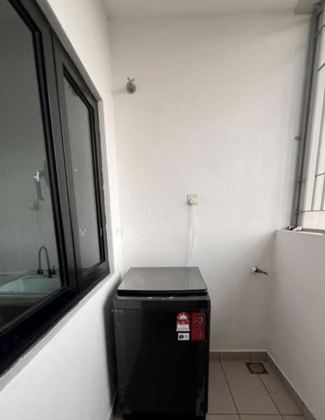 For Sale - Sky Condominium (Skyz Residence)