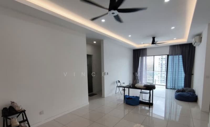 Kondominium untuk Dijual di Sky Condominium (Skyz Residence) - Vince Lim - Living Room - PropertyGuru.com.my