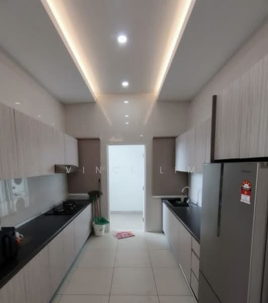 Kondominium untuk Dijual di Sky Condominium (Skyz Residence) - Vince Lim - Kitchen - PropertyGuru.com.my