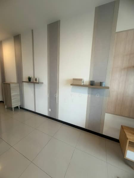 Service Residence for Sale at Molek Regency - Ping Yong Lee - Interior - PropertyGuru.com.my