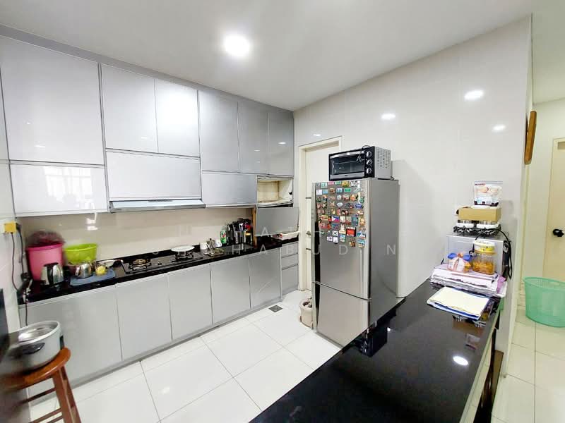 Condominium for Sale at Temasya Kasih - Nahathir Shahabudin - Kitchen - PropertyGuru.com.my