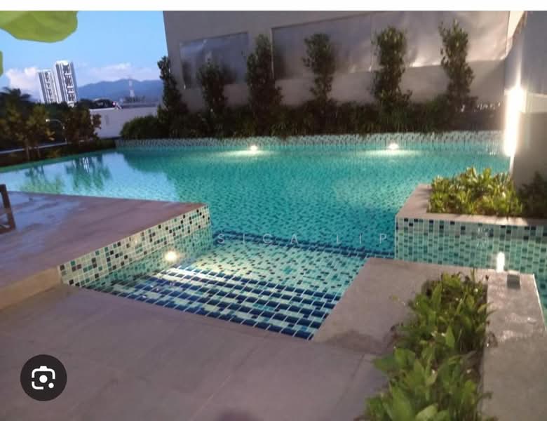 Neu Suites untuk Untuk Disewa - RM 1,800 /bulan, Apr 2026 - Pool - PropertyGuru.com.my