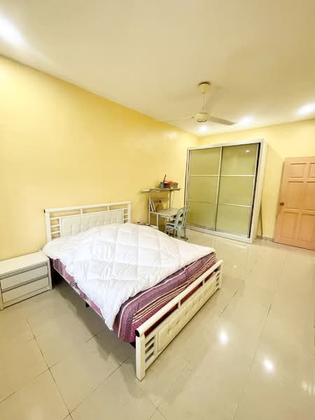 2-storey Terraced House for Sale in Taman Abad (Johor Bahru) - Yik Tat - PropertyGuru.com.my