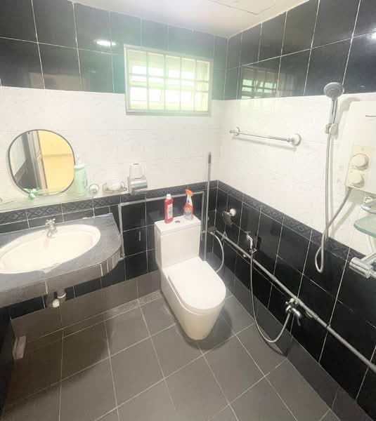 2-storey Terraced House for Sale in Taman Abad (Johor Bahru) - Yik Tat - PropertyGuru.com.my
