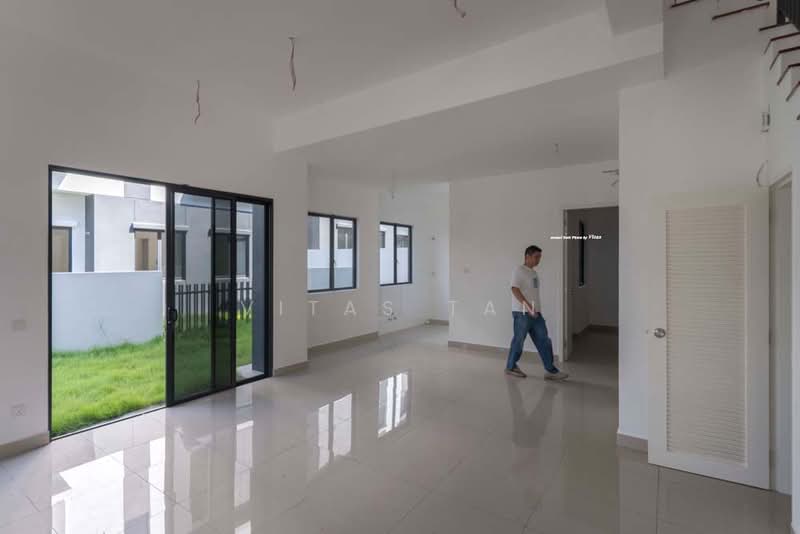 Semi-Detached House for Sale in Eco Ardence (Setia Alam) - Vitas Tan - Living Room - PropertyGuru.com.my
