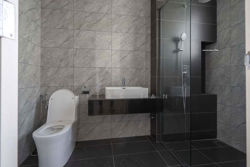 Semi-Detached House for Sale in Eco Ardence (Setia Alam) - Vitas Tan - Bathroom - PropertyGuru.com.my
