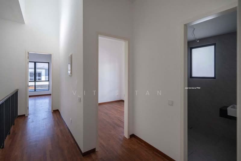 Semi-Detached House for Sale in Eco Ardence (Setia Alam) - Vitas Tan - Corridor - PropertyGuru.com.my