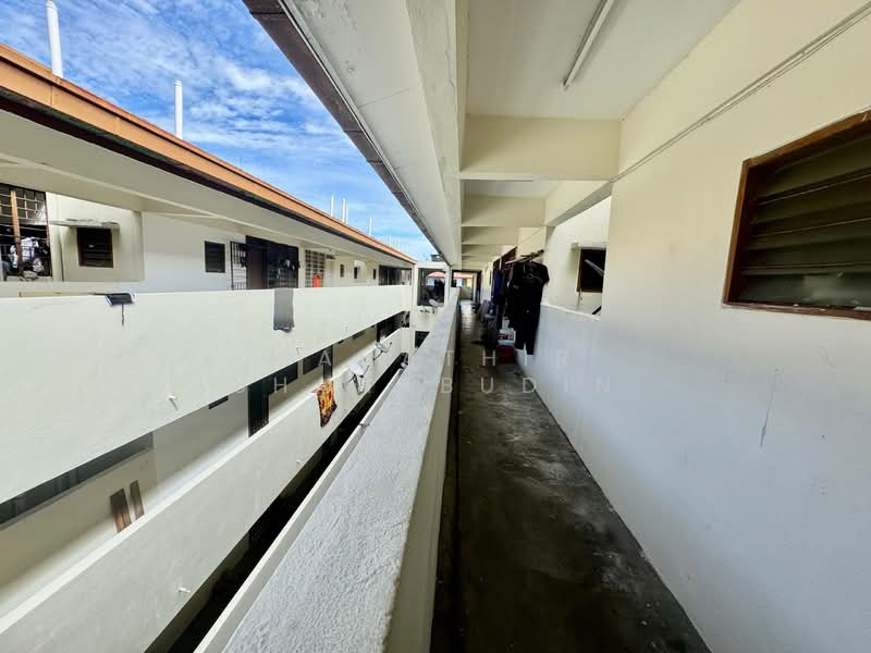 Apartment for Sale at Pangsapuri Semarak - Nahathir Shahabudin - Exterior - PropertyGuru.com.my