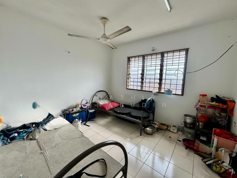 Apartment for Sale at Pangsapuri Semarak - Nahathir Shahabudin - Bedroom - PropertyGuru.com.my