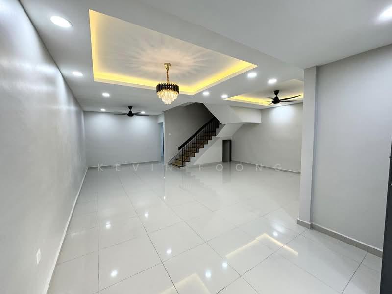 2-storey Terraced House for Sale in Bandar Serenia (Dengkil) - Kevin Foong - Living Room - PropertyGuru.com.my