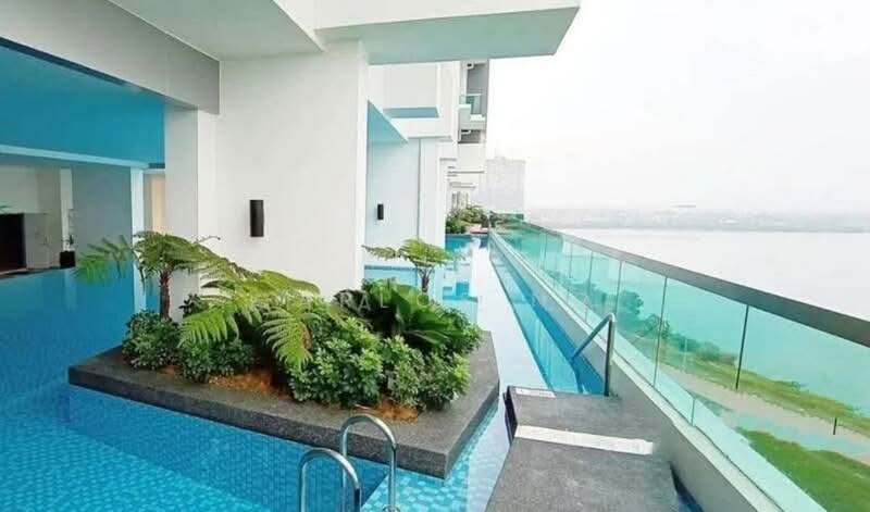 Service Residence for Rent at Saville D'lake - Carlos Ng - Pool - PropertyGuru.com.my