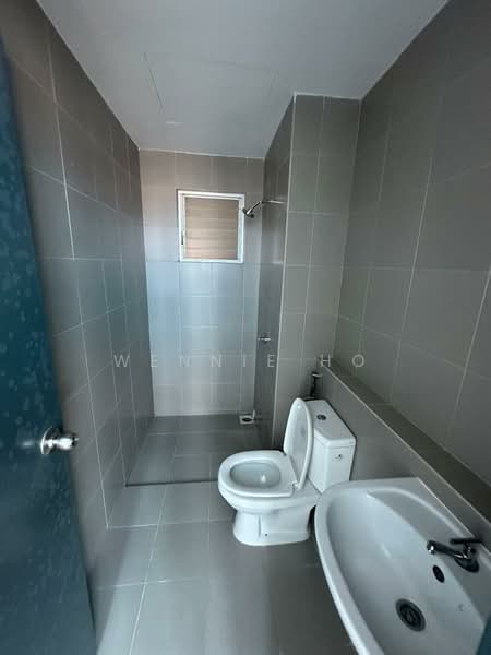 Selangorku Pr1ma Lakefront Homes untuk Untuk Dijual - RM 325,000, Apr 2026 - Bathroom - PropertyGuru.com.my