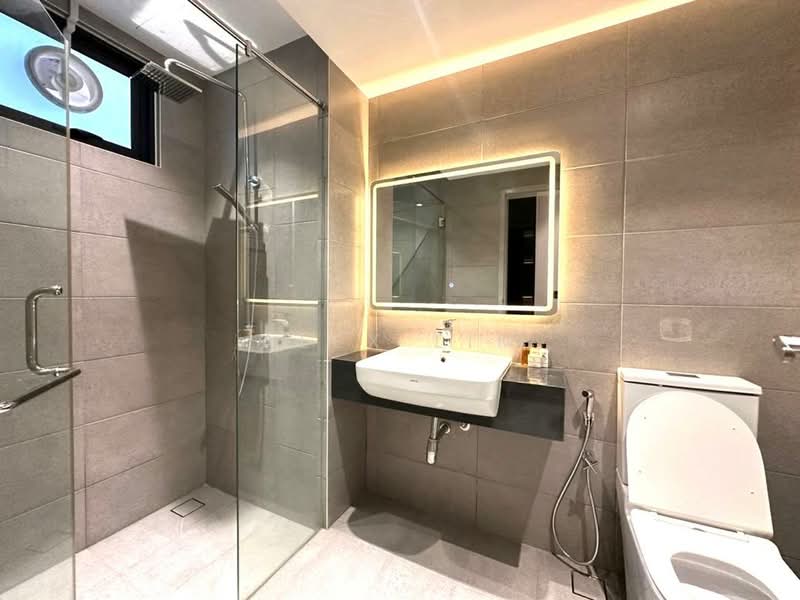 Waterside Residence untuk Untuk Disewa - RM 4,499 /bulan, Apr 2026 - Bathroom - PropertyGuru.com.my