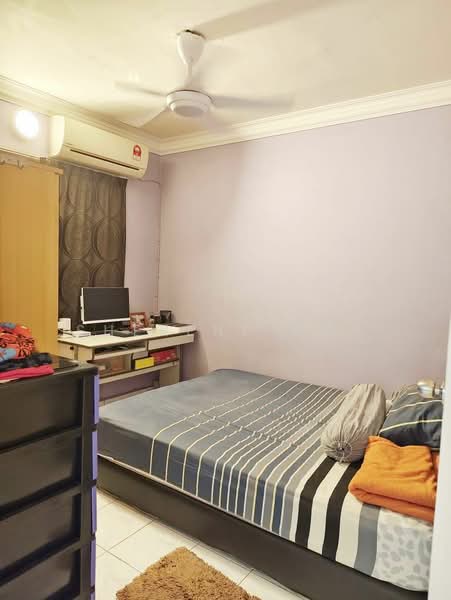 Apartment for Sale at Desa Sri Puteri B - Sherene Goh - Bedroom - PropertyGuru.com.my