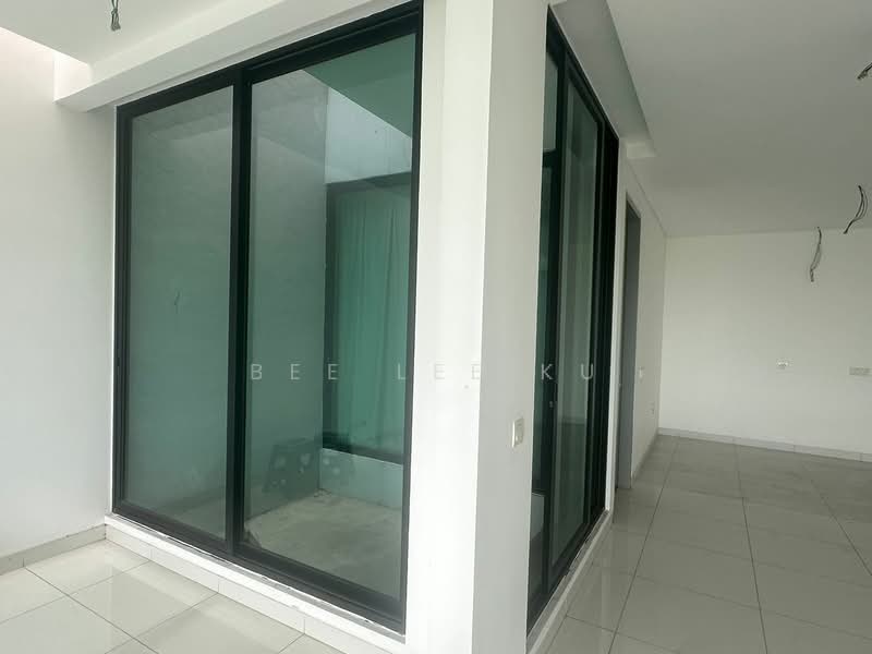 Rumah Banglo untuk Dijual di Taman Danau Desa (Taman Desa) - Bee Lee Ku - Balcony - PropertyGuru.com.my