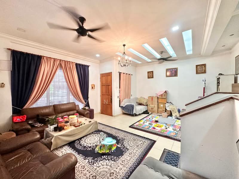 2-storey Terraced House for Sale in Alam Budiman (Shah Alam) - Shiqin Saidin - Living Room - PropertyGuru.com.my
