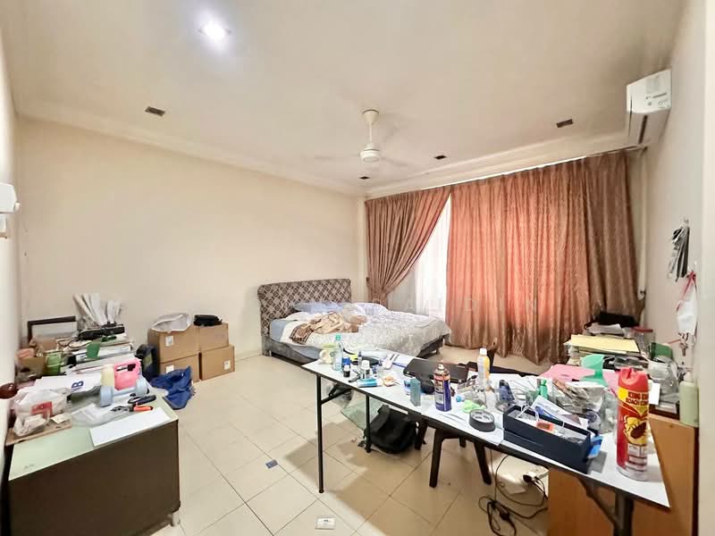2-storey Terraced House for Sale in Alam Budiman (Shah Alam) - Shiqin Saidin - Bedroom - PropertyGuru.com.my