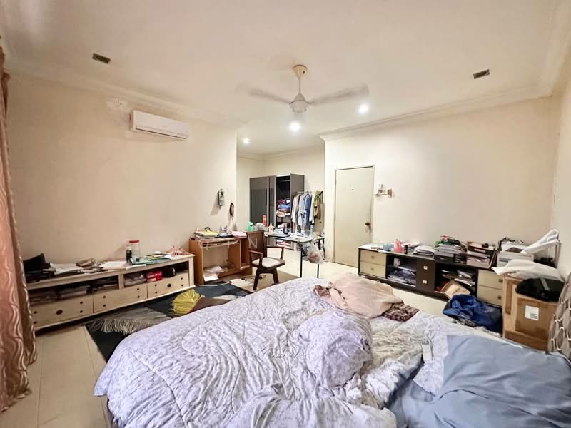2-storey Terraced House for Sale in Alam Budiman (Shah Alam) - Shiqin Saidin - Bedroom - PropertyGuru.com.my