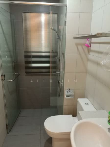 Condominium for Rent at The LIGHT COLLECTION I - Alex Lim - Bathroom - PropertyGuru.com.my
