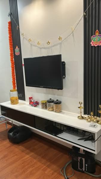 Kemuning Idaman untuk Untuk Dijual - RM 270,000, Apr 2026 - Living Room - PropertyGuru.com.my
