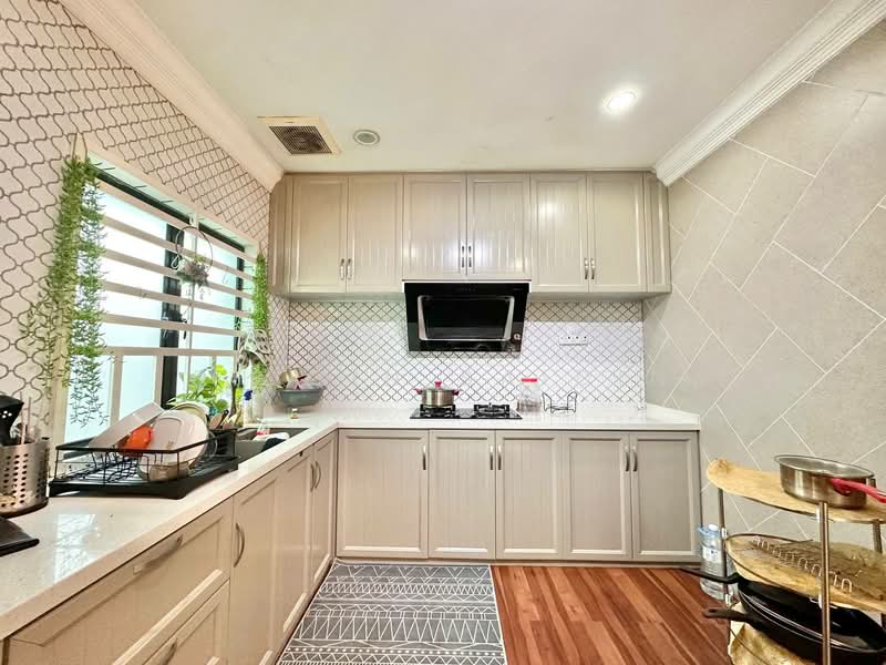 Rumah Teres 2 Tingkat untuk Dijual di Telok Panglima Garang (Selangor) - Shiqin Saidin - Kitchen - PropertyGuru.com.my