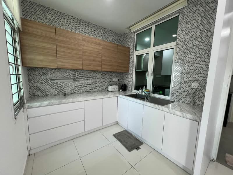 Condominium for Rent at Gurney Paragon - Alex Lim - Kitchen - PropertyGuru.com.my