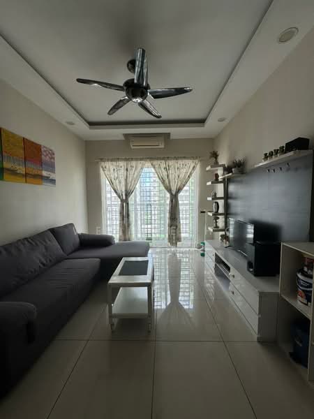 OUG Parklane untuk Untuk Dijual - RM 350,000, Apr 2026 - Living Room - PropertyGuru.com.my