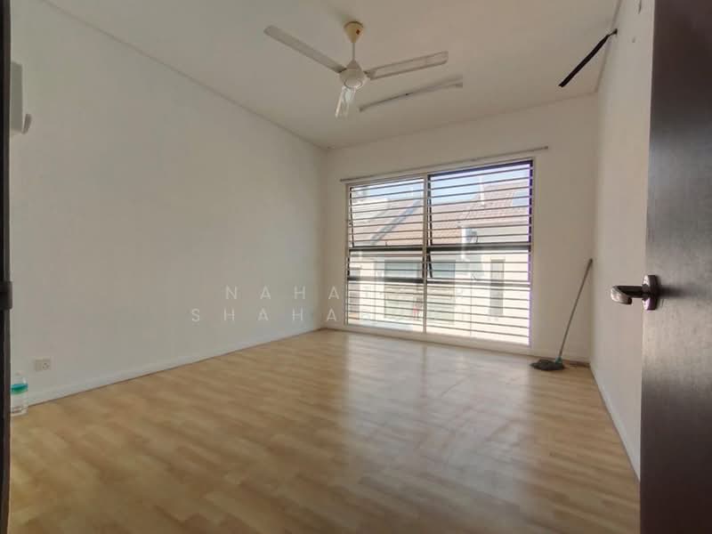 2-storey Terraced House for Sale in Denai Alam (Shah Alam) - Nahathir Shahabudin - Interior - PropertyGuru.com.my