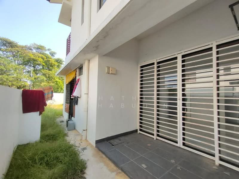 2-storey Terraced House for Sale in Denai Alam (Shah Alam) - Nahathir Shahabudin - Exterior - PropertyGuru.com.my