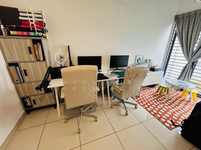 2-storey Terraced House for Sale in Denai Alam (Shah Alam) - Nahathir Shahabudin - Study - PropertyGuru.com.my