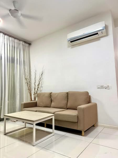 Kondominium untuk Disewa di Eco Terraces - Gan Chun Kai - Living Room - PropertyGuru.com.my