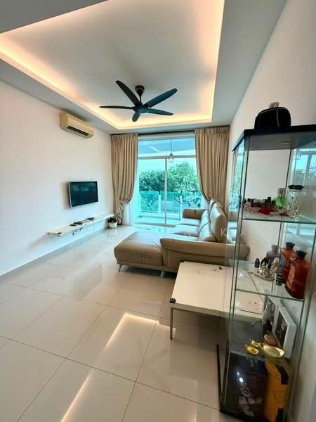 Kondominium untuk Disewa di The Oasis - Gan Chun Kai - Living Room - PropertyGuru.com.my