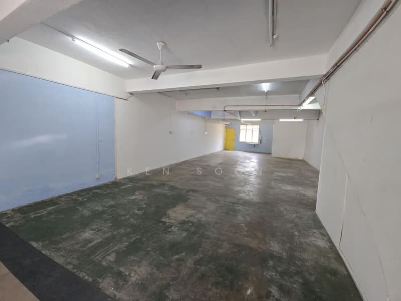 Office for Rent in Taman Sutera (Batu Berendam) - Ken Soon - Interior - PropertyGuru.com.my
