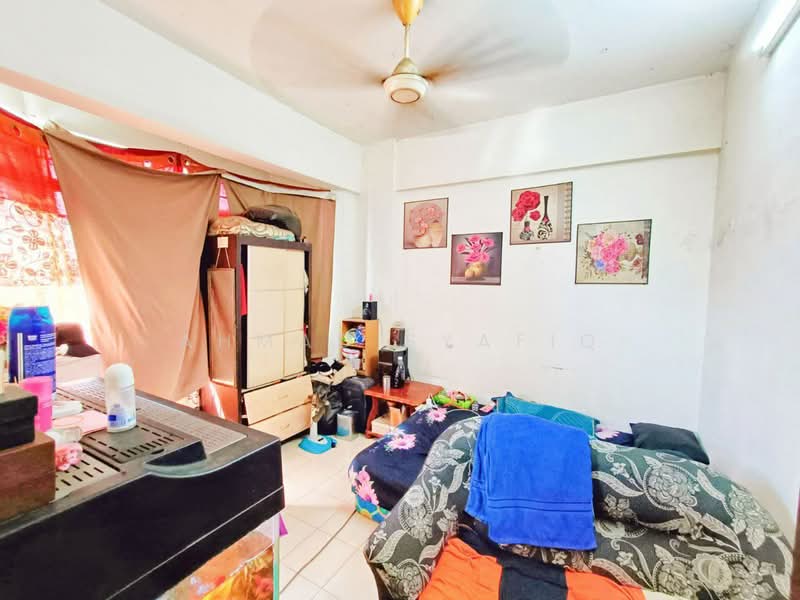 Flat for Sale at Pangsapuri Villamas - Ahmad Syafiq - PropertyGuru.com.my