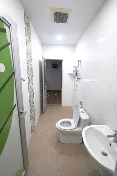 Taman Kebun Teh untuk Untuk Disewa - RM 8,000 /bulan, Apr 2026 - Bathroom - PropertyGuru.com.my