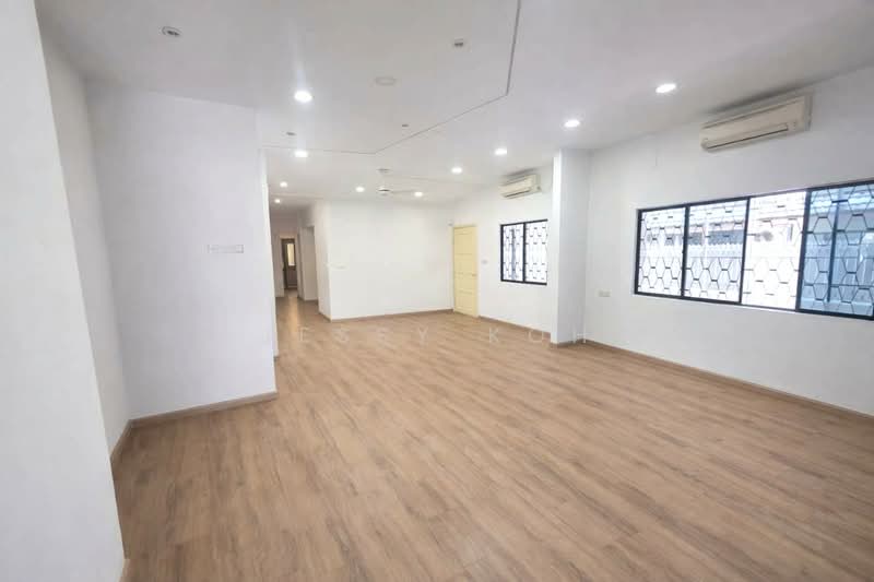 Taman Kebun Teh untuk Untuk Disewa - RM 8,000 /bulan, Apr 2026 - Living Room - PropertyGuru.com.my