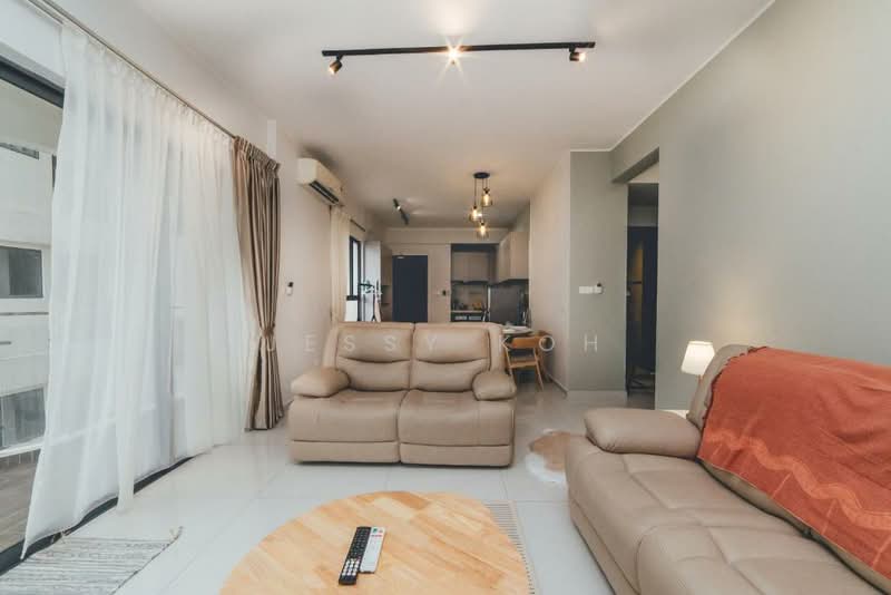 Condominium for Rent at Bay Laurel @ Country Garden Danga Bay - Jessy Koh - Living Room - PropertyGuru.com.my