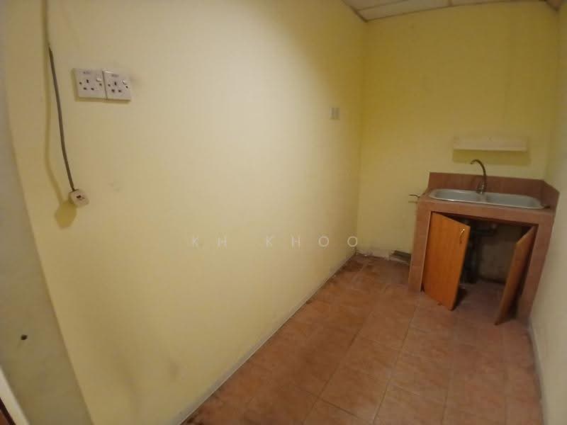 Shop / Office for Rent in SS4 (Petaling Jaya) - KH Khoo - Kitchen - PropertyGuru.com.my