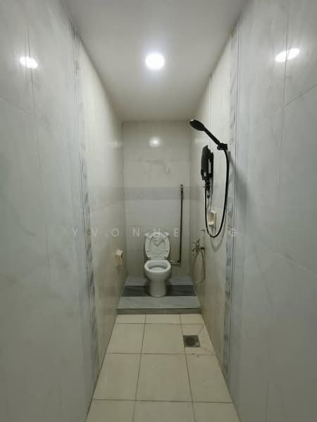 Taman Ros Merah untuk Untuk Disewa - RM 3,500 /bulan, Apr 2026 - Bathroom - PropertyGuru.com.my