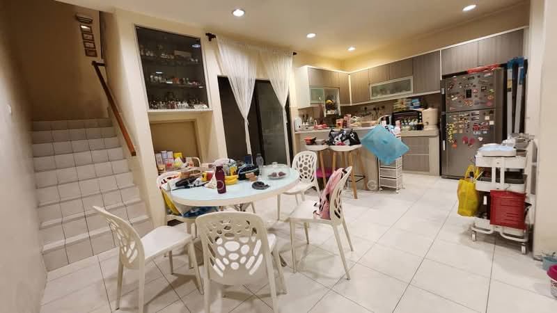 Townhouse for Sale in Kampung Sungai Kayu Ara (Petaling Jaya) - Yvonne Ng - Kitchen - PropertyGuru.com.my